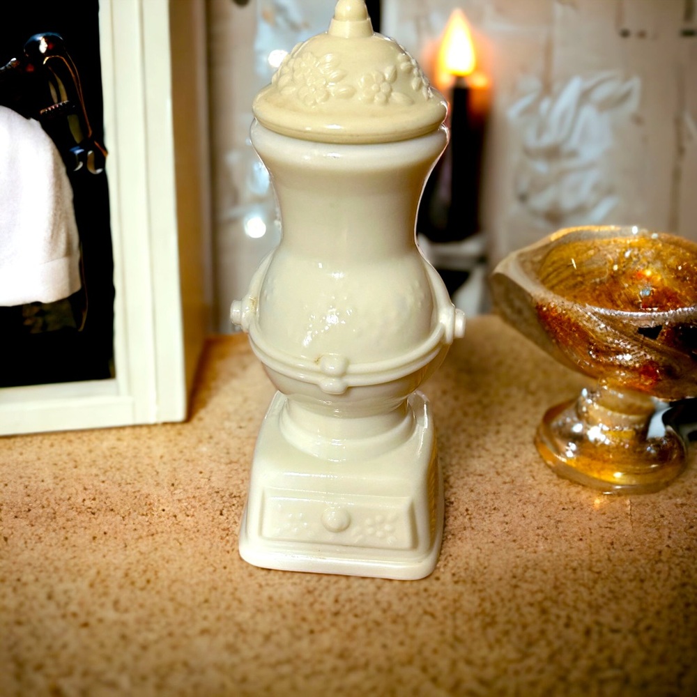 Vintage Avon Country Store Coffee Grinder Decanter Empty